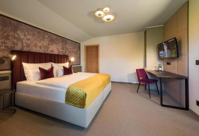 ホテル Hennersberg