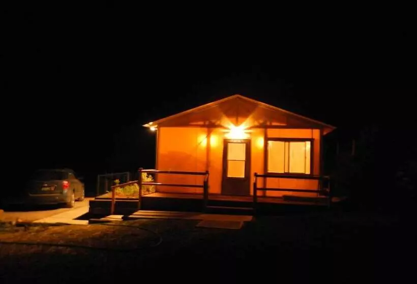 هتل K3 Guest Ranch