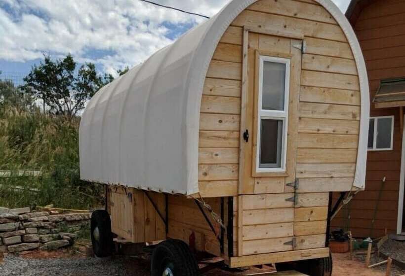 هتل K3 Guest Ranch