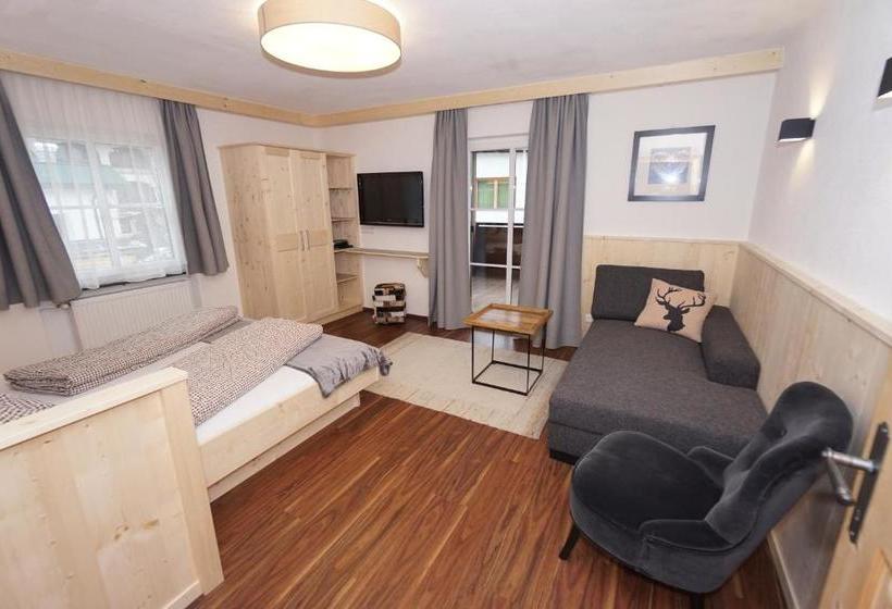 בית מלון כפרי Schmid