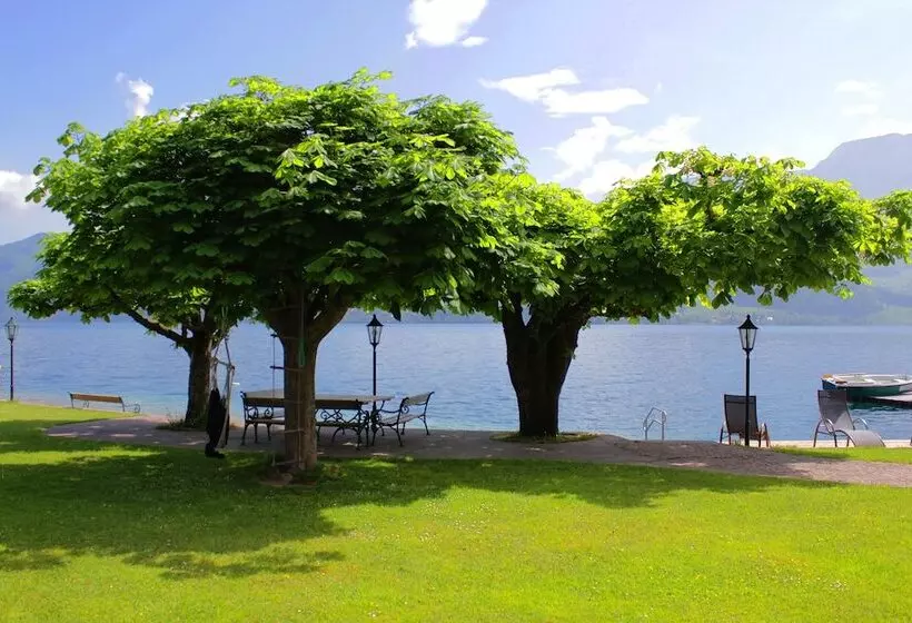 Hotelli Stadler Am Attersee