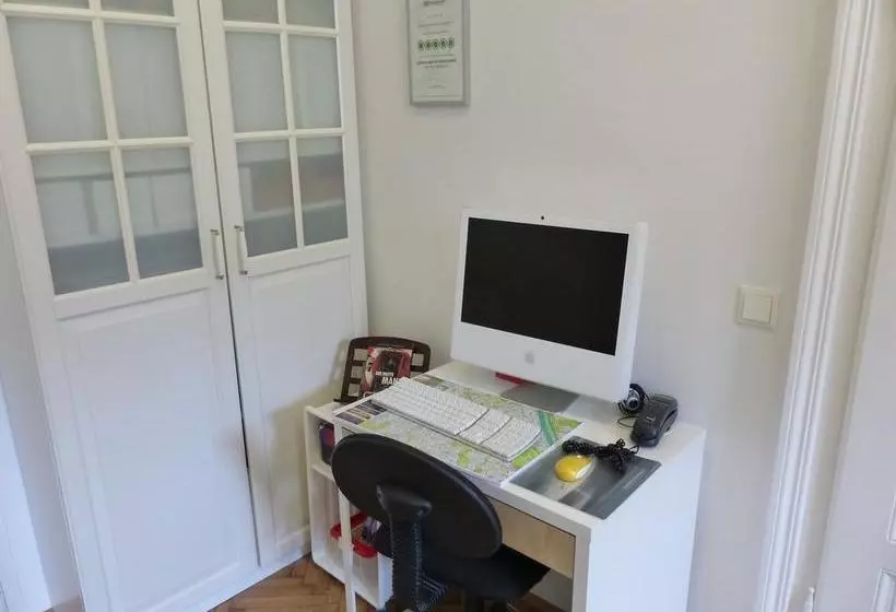هتل Stadtnest Bed & Breakfast