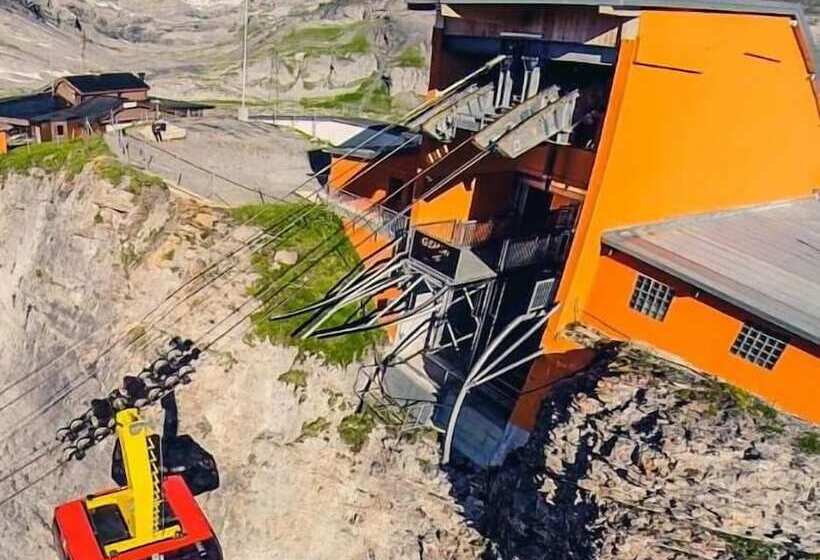 ホテル Viktoria Leukerbad Therme