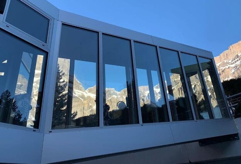 ホテル Viktoria Leukerbad Therme