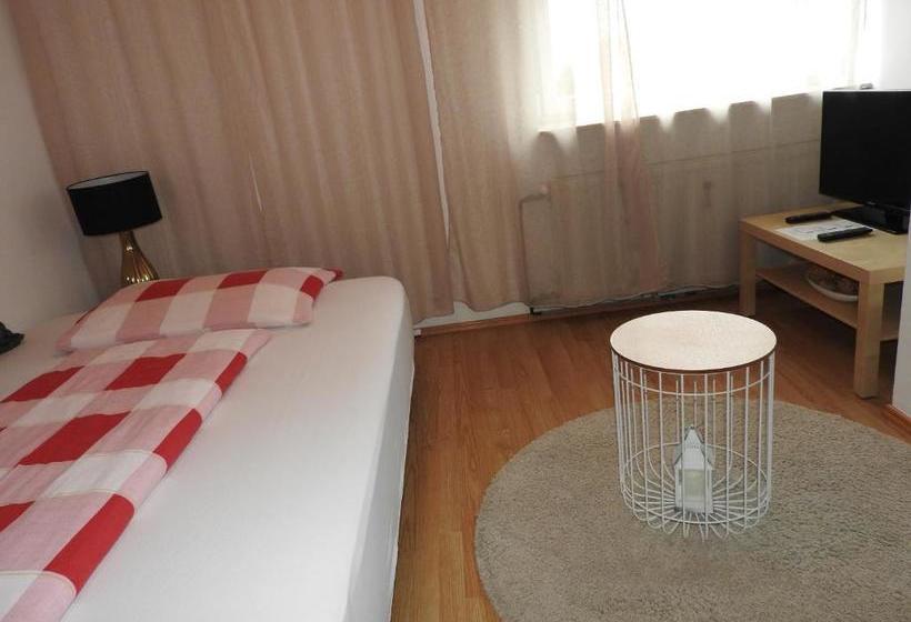 호텔 Warmbad Apartments