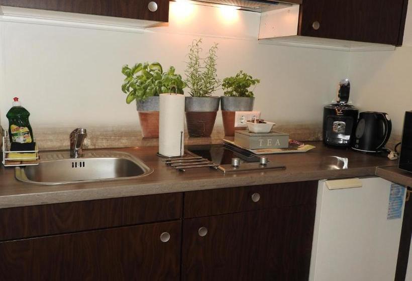 호텔 Warmbad Apartments