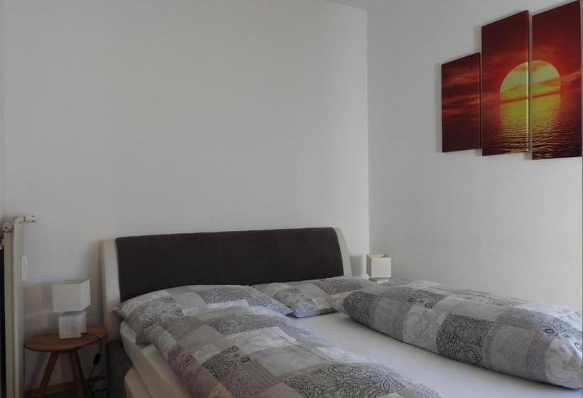 호텔 Warmbad Apartments