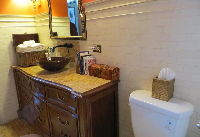 هتل Welcome Inn Manor