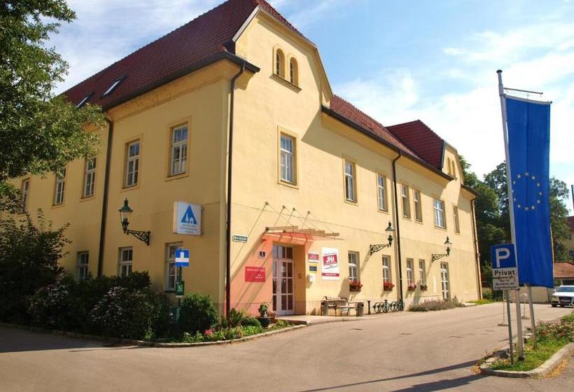 Junges Hotel Tulln