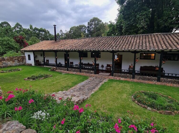 민박 Hacienda Suescun