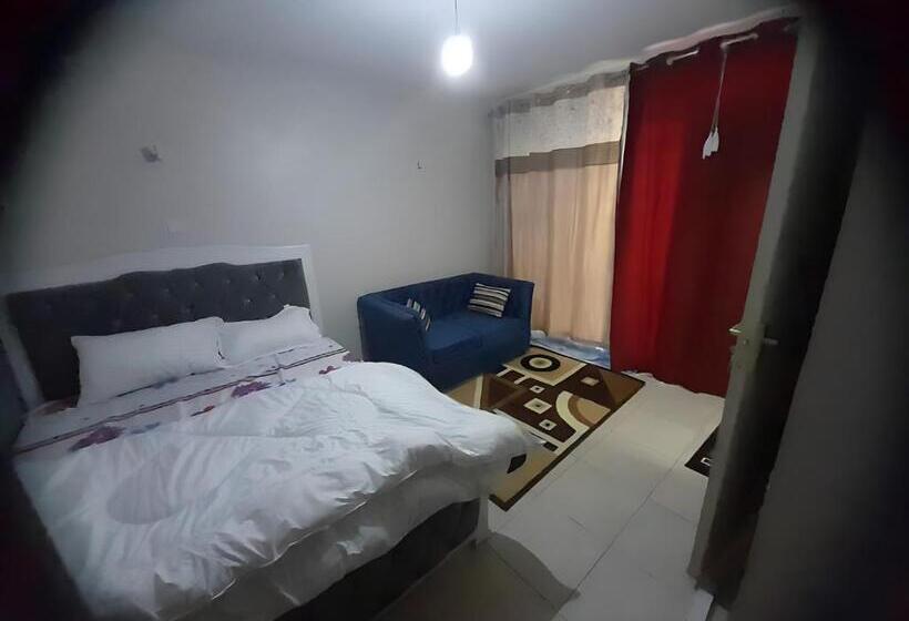 تختخواب و صبحانه Tsavo Studios