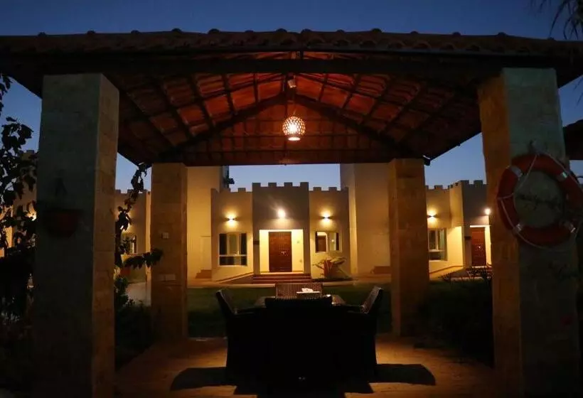 Coastline Resort
