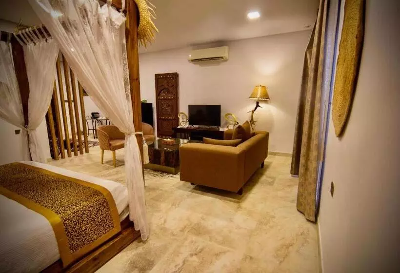Coastline Resort