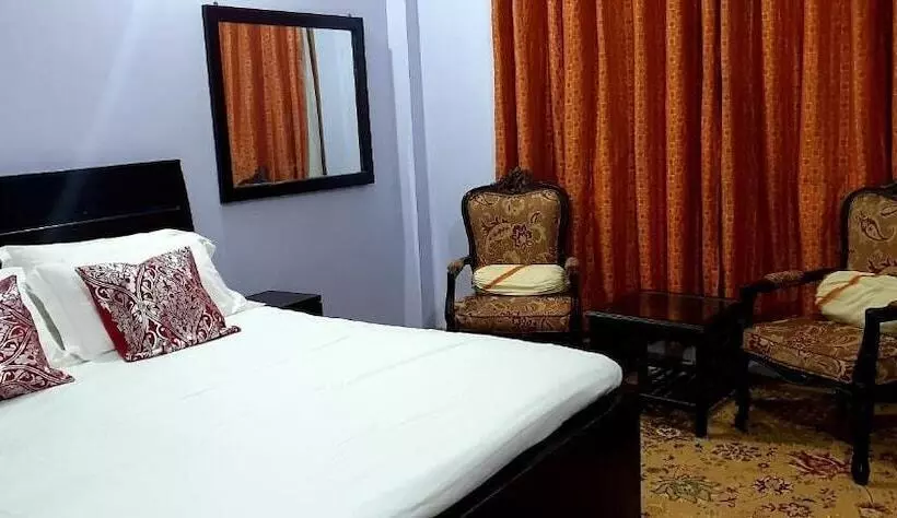 هتل Columbine Bed And Breakfast