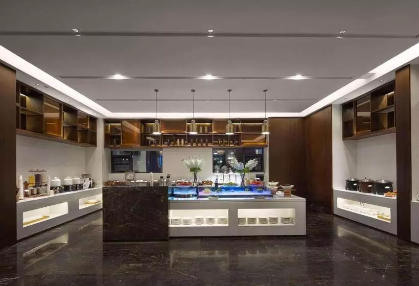 Hotelli Hawthorn By Wyndham Dali Erhai Park