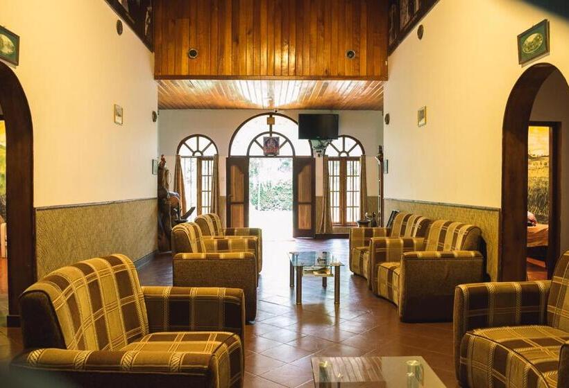 Отель Mf Holiday Bungalow