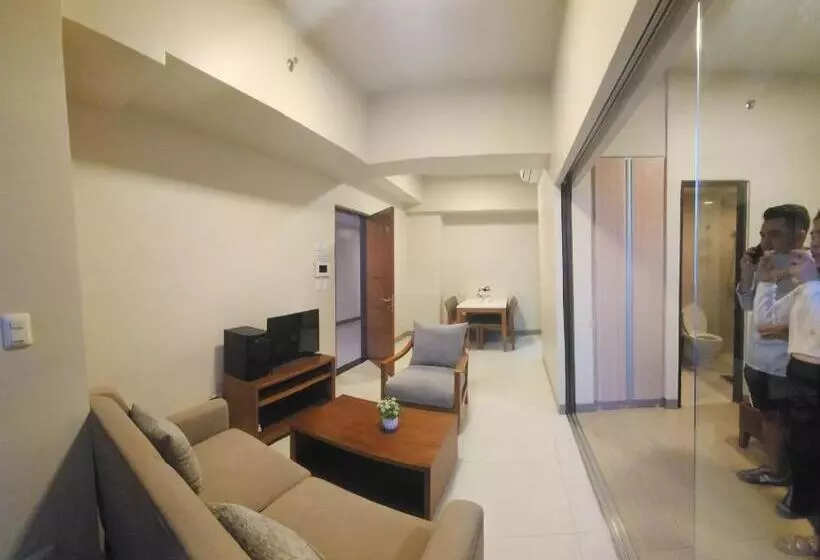 Mactan Newtown Condo By Ejb