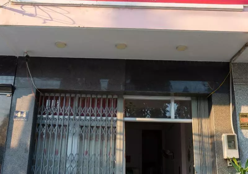 Ngoc Trinh Hotel Binh Tan