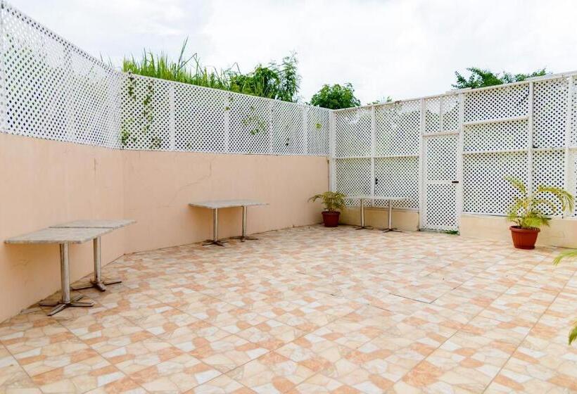 پانسیون Bay Stroll Villa