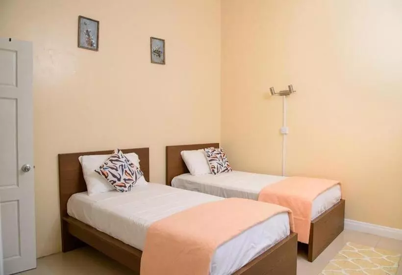 پانسیون Bay Stroll Villa