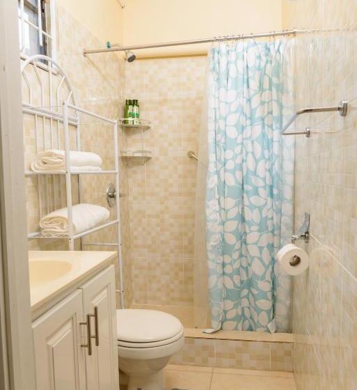 پانسیون Bay Stroll Villa