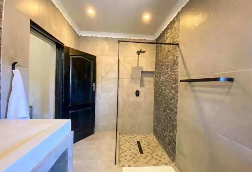 Majatalo Le Grant Guesthouse And Conference Facility