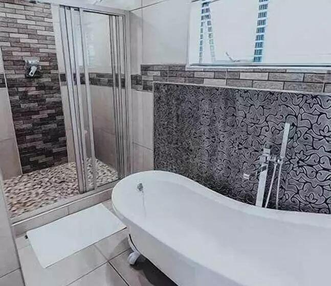 Majatalo Le Grant Guesthouse And Conference Facility