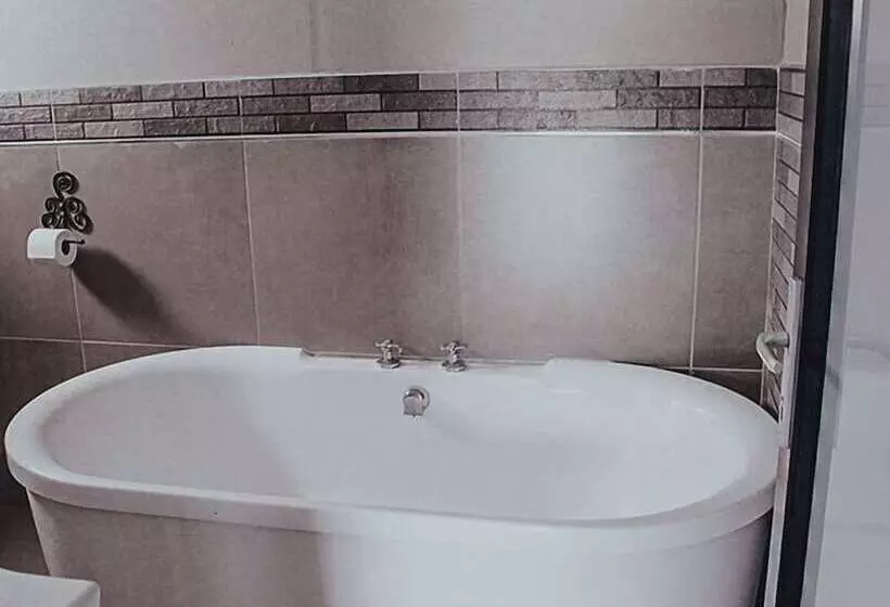 Majatalo Le Grant Guesthouse And Conference Facility