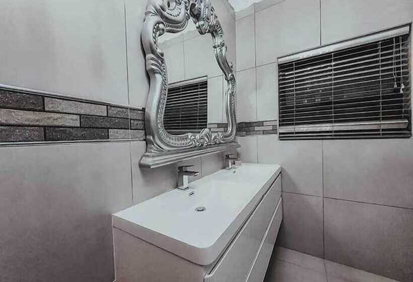 بنسيون Le Grant Guesthouse And Conference Facility