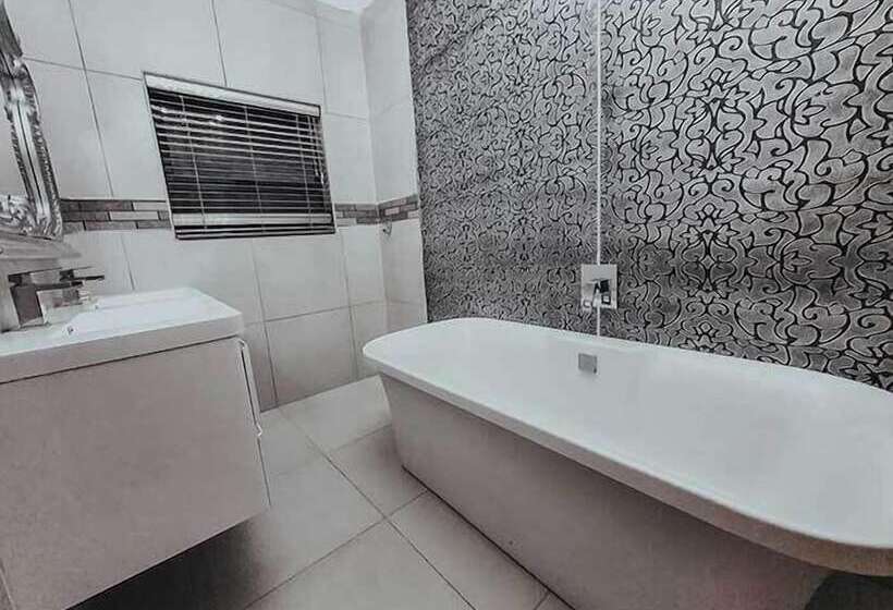 بنسيون Le Grant Guesthouse And Conference Facility