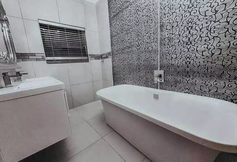 Majatalo Le Grant Guesthouse And Conference Facility