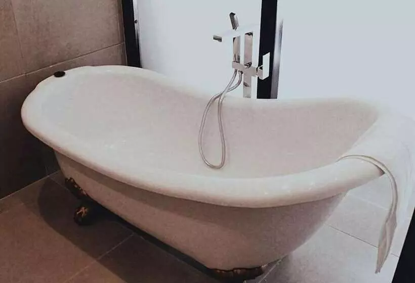 Majatalo Le Grant Guesthouse And Conference Facility