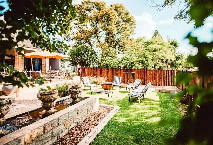 Majatalo Le Grant Guesthouse And Conference Facility