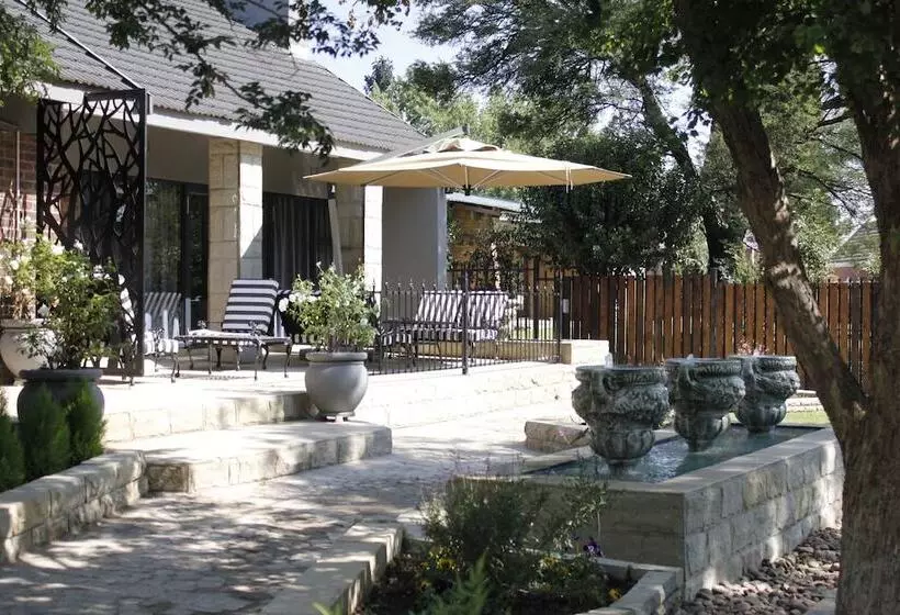 Majatalo Le Grant Guesthouse And Conference Facility