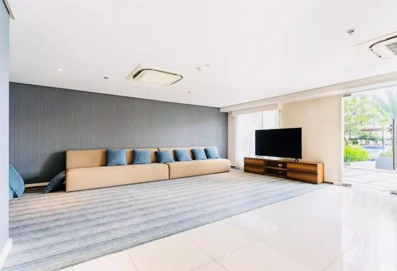 Retreat In The Heart Of The City