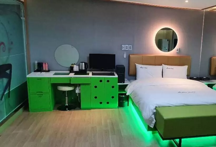 Yangyang Amor Motel