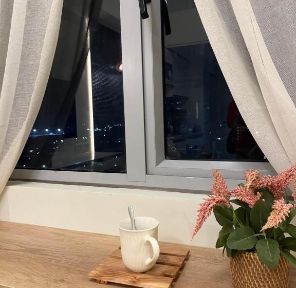 Aesthetic Functional Minimalist Space Sunvida Tower Sv1716