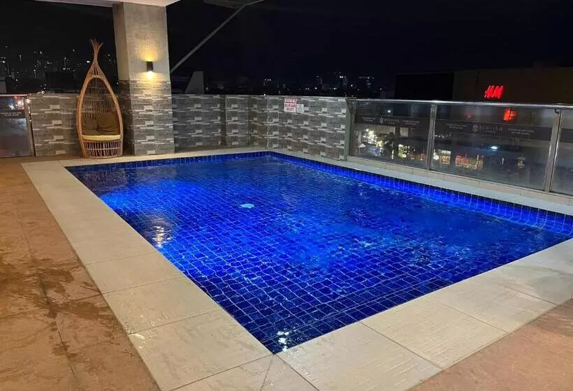 Aesthetic Functional Minimalist Space Sunvida Tower Sv1716