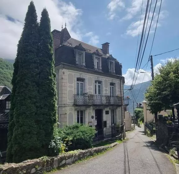 Auberge Du Crabère