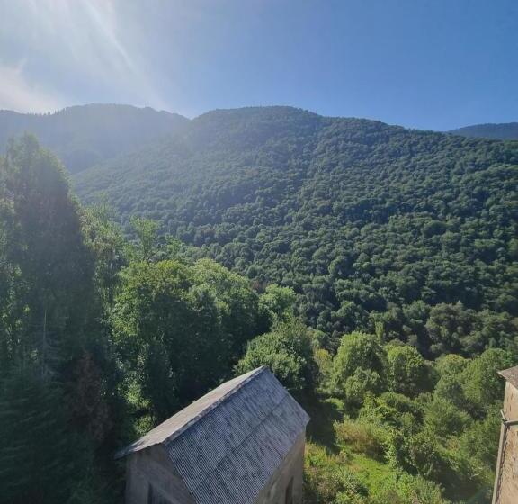 ユースホステル Auberge Du Crabère