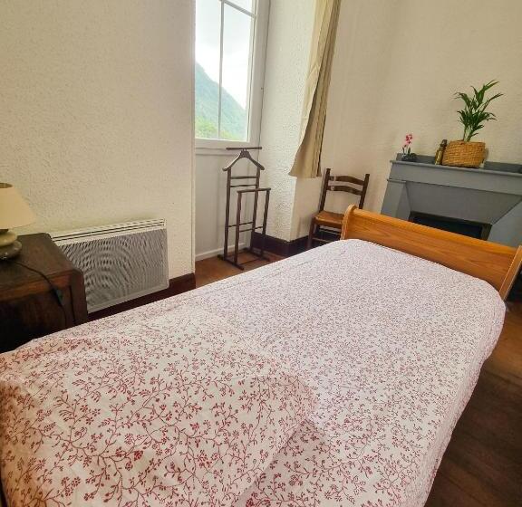 ユースホステル Auberge Du Crabère