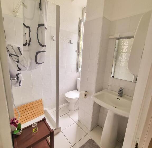 ユースホステル Auberge Du Crabère