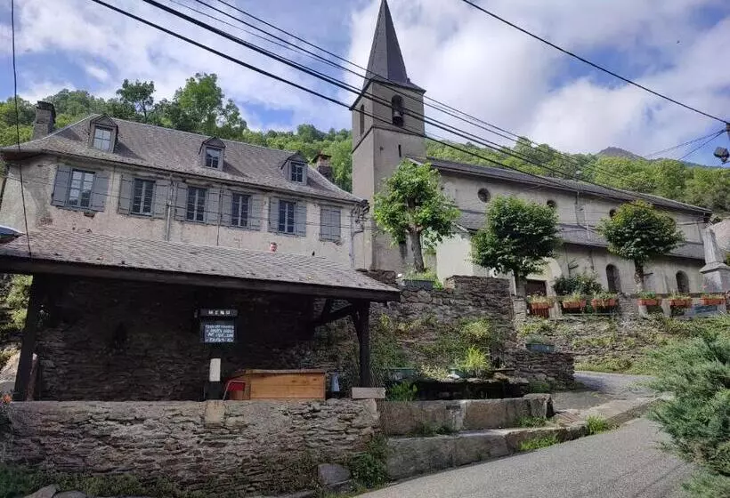 Auberge Du Crabère