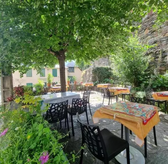 Auberge Du Crabère