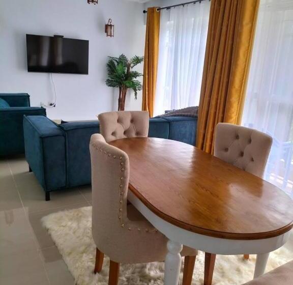 تختخواب و صبحانه Jamila Homes