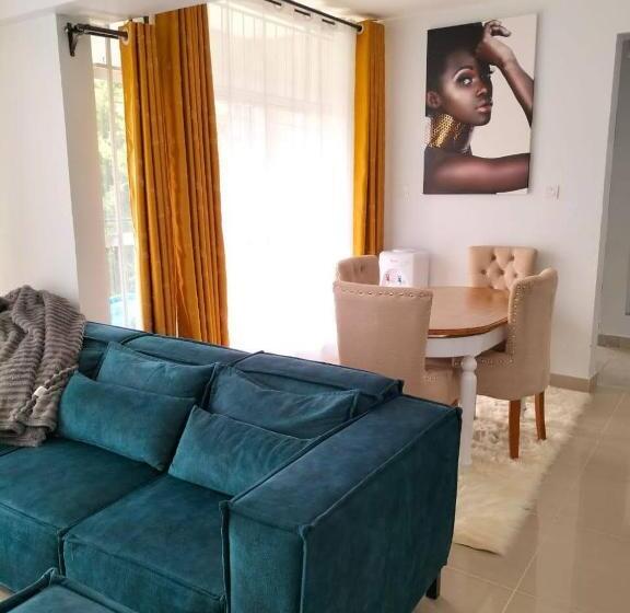 تختخواب و صبحانه Jamila Homes