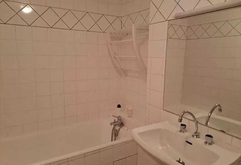 Aamiaismajoitus (B&B) Le Jardin Umal