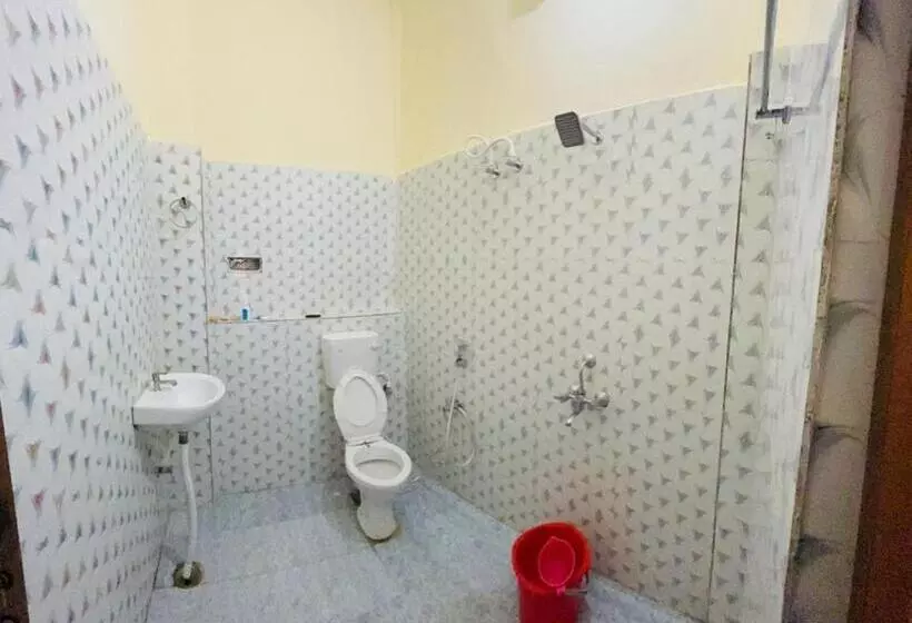 تختخواب و صبحانه Rn Residency
