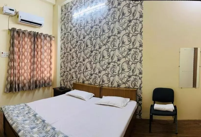 تختخواب و صبحانه Rn Residency