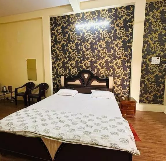 تختخواب و صبحانه Rn Residency